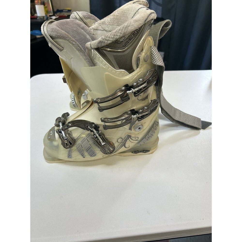 Tecnica Vento 80 Downhill Ski Boots Mondo Women's U.S. 8.5